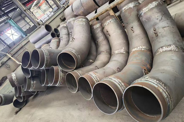 Wear resistant Pipe Elbows: Ke...